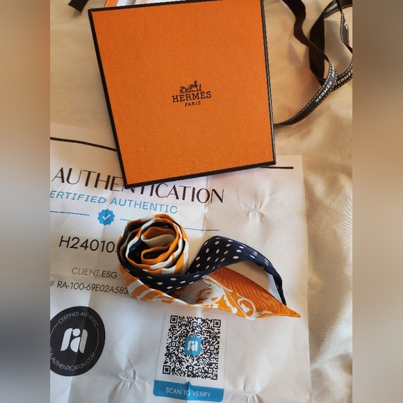 COA Hermes Twilly Orange and Blue - Picture 13 of 15